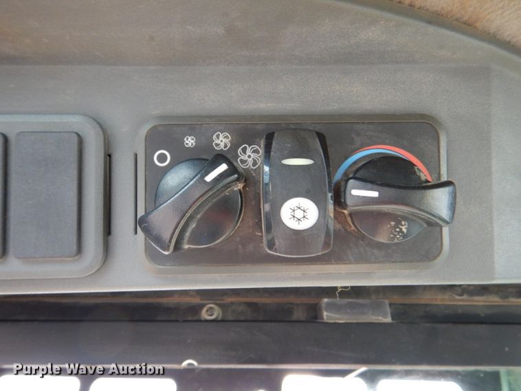 image for item DL3181 2010 Caterpillar 279C  tracked skid steer loader