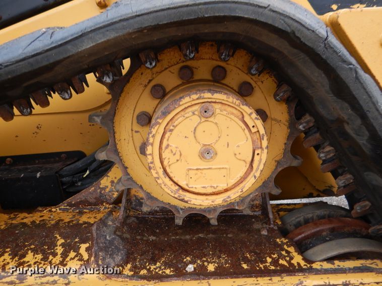 image for item DL3181 2010 Caterpillar 279C  tracked skid steer loader