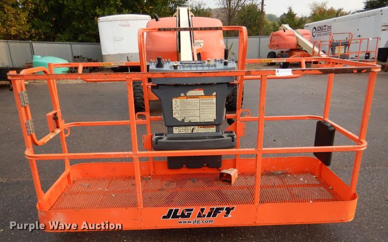 image for item DL3182 JLG 400S  boom lift