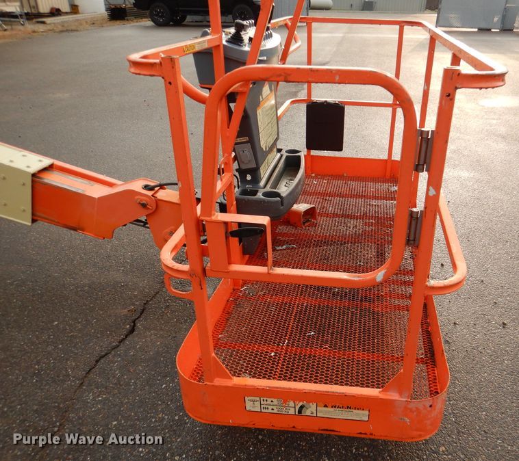 image for item DL3182 JLG 400S  boom lift