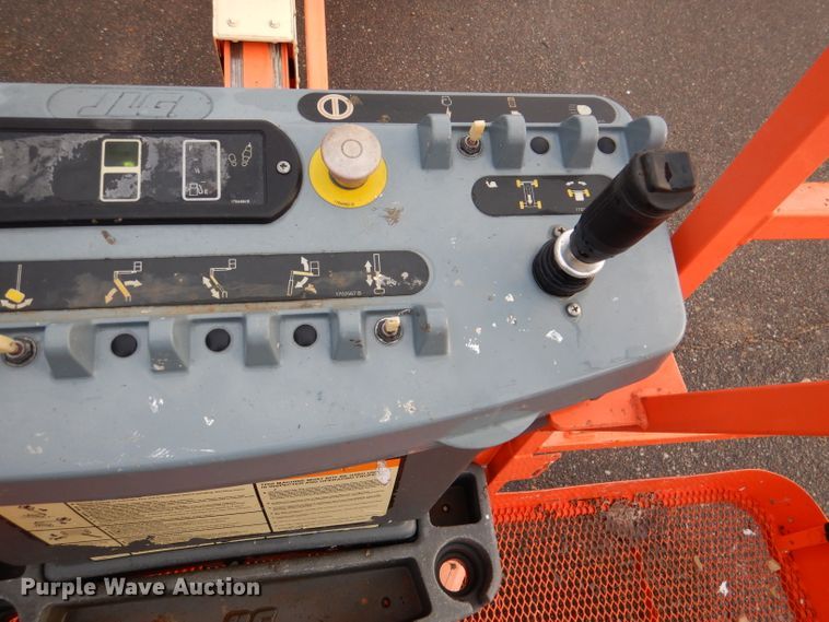 image for item DL3182 JLG 400S  boom lift