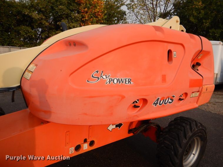 image for item DL3182 JLG 400S  boom lift