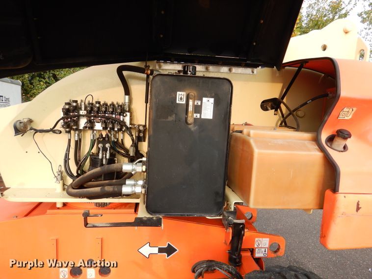 image for item DL3182 JLG 400S  boom lift