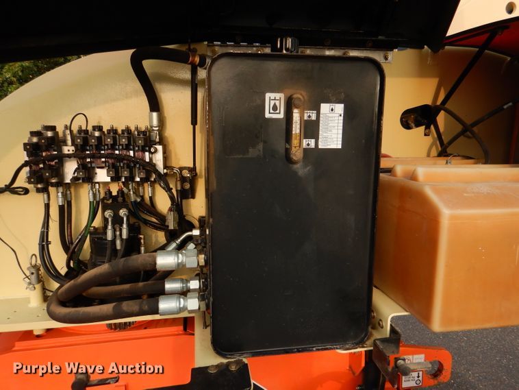 image for item DL3182 JLG 400S  boom lift