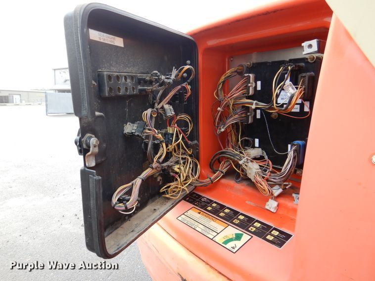 image for item DL3182 JLG 400S  boom lift