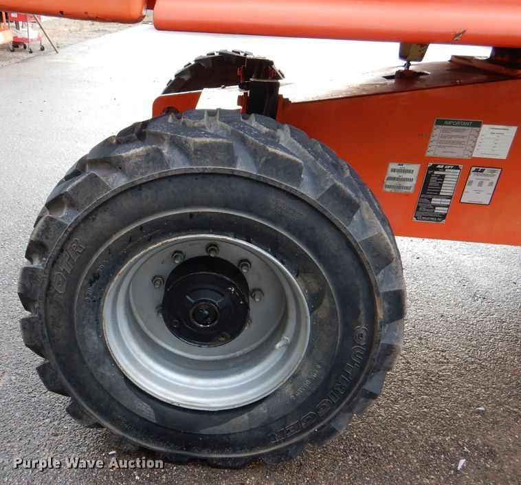 image for item DL3182 JLG 400S  boom lift