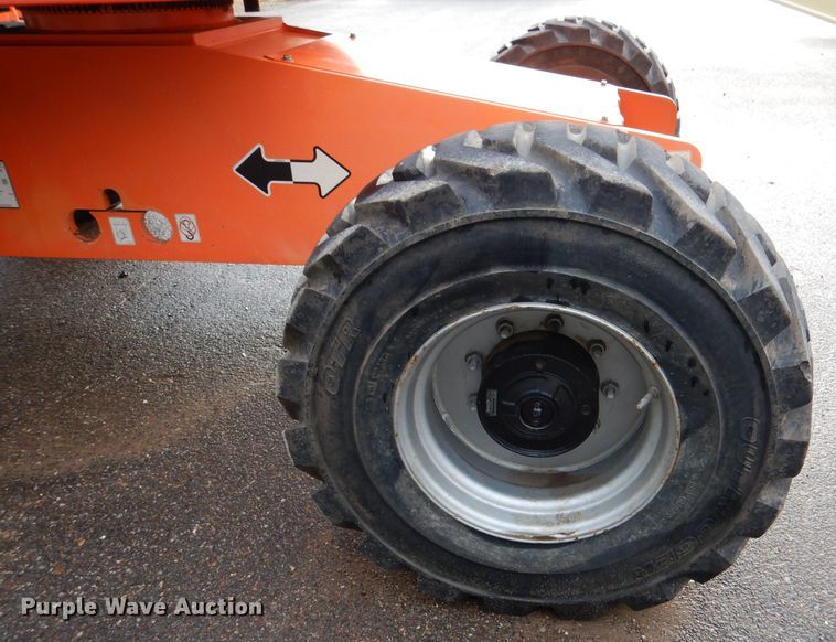 image for item DL3182 JLG 400S  boom lift