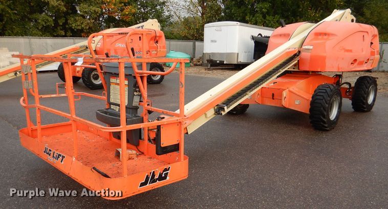 image for item DL3183 2003 JLG 400S  boom lift