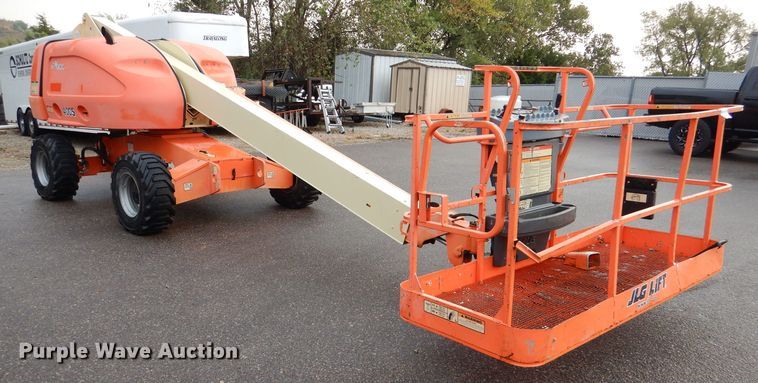 image for item DL3183 2003 JLG 400S  boom lift