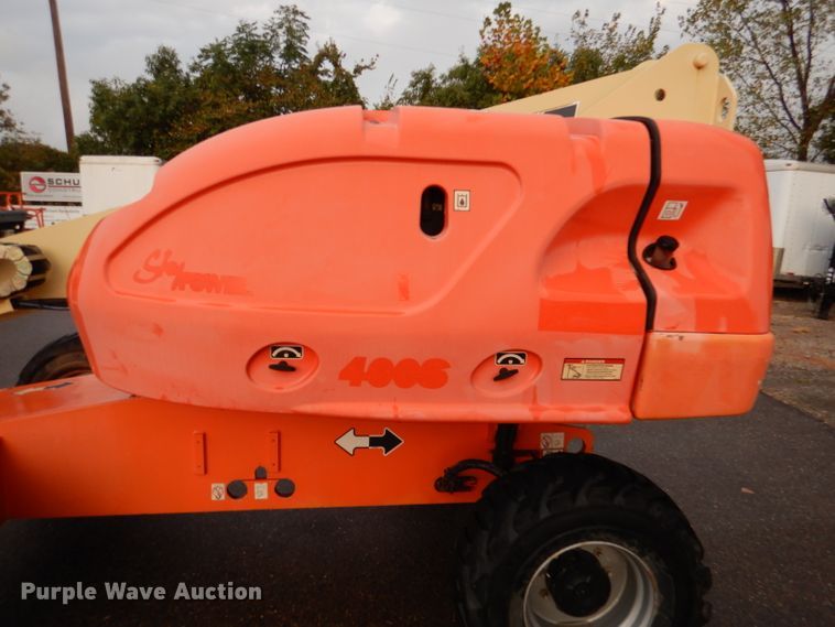 image for item DL3183 2003 JLG 400S  boom lift