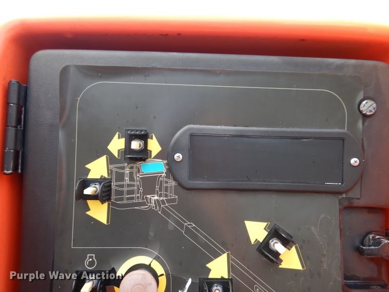 image for item DL3183 2003 JLG 400S  boom lift