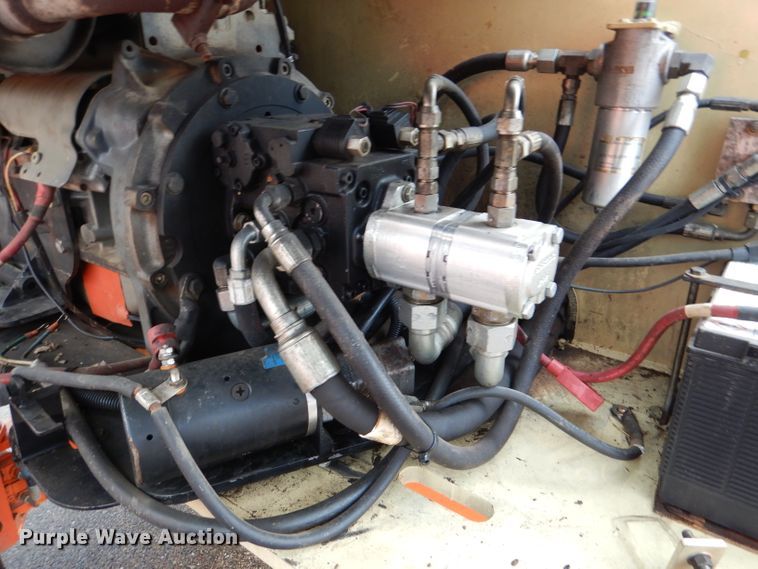 image for item DL3183 2003 JLG 400S  boom lift