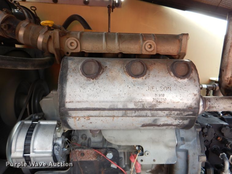 image for item DL3183 2003 JLG 400S  boom lift