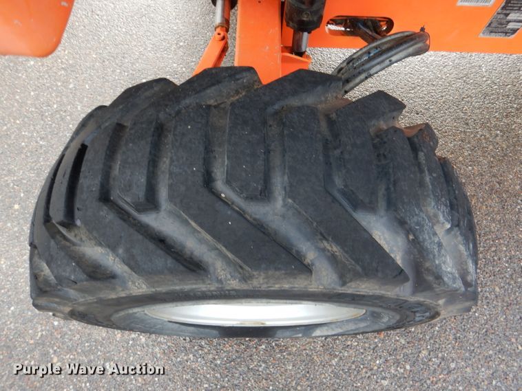 image for item DL3183 2003 JLG 400S  boom lift