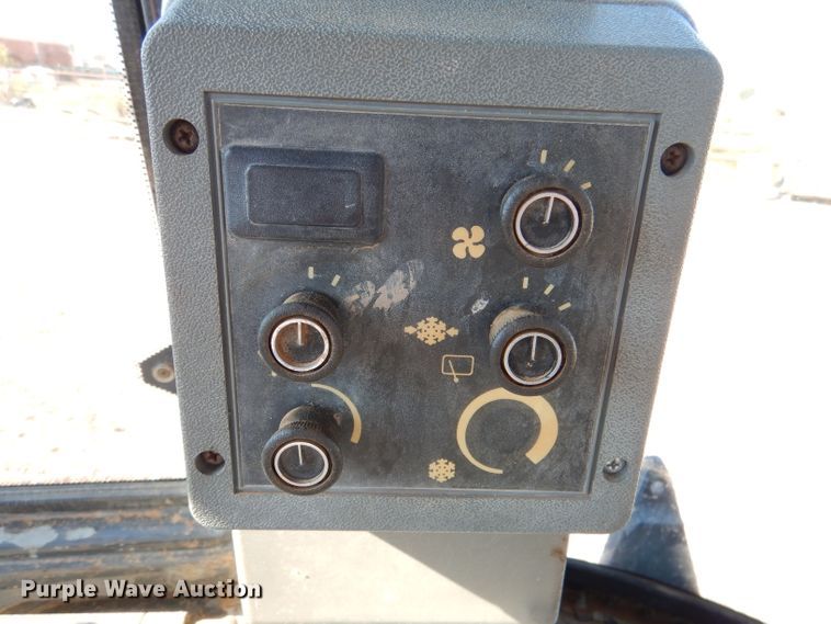 image for item DL3221 1996 Case 580 Super L  backhoe