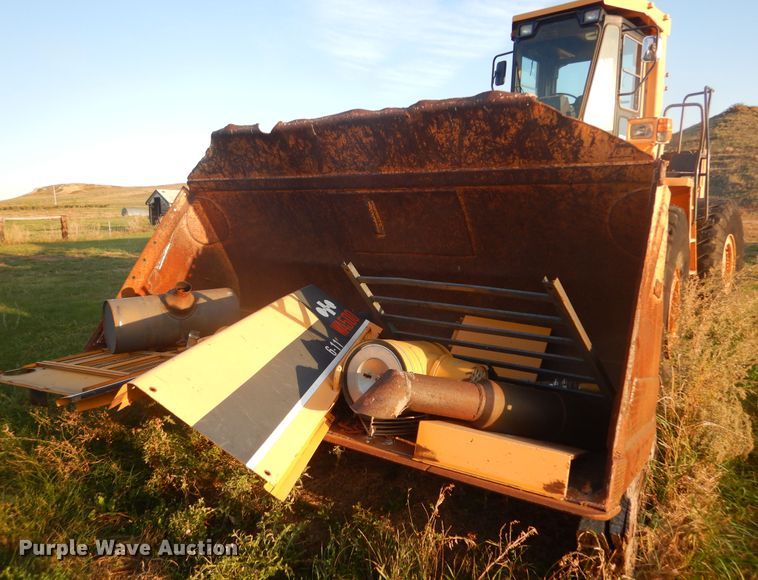 image for item DL6382 Komatsu WA500-1  wheel loader