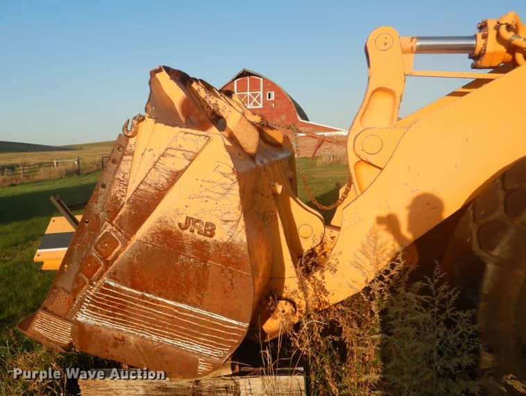 image for item DL6382 Komatsu WA500-1  wheel loader