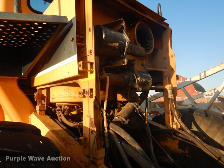 image for item DL6382 Komatsu WA500-1  wheel loader