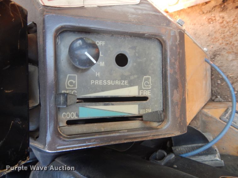 image for item DL6382 Komatsu WA500-1  wheel loader