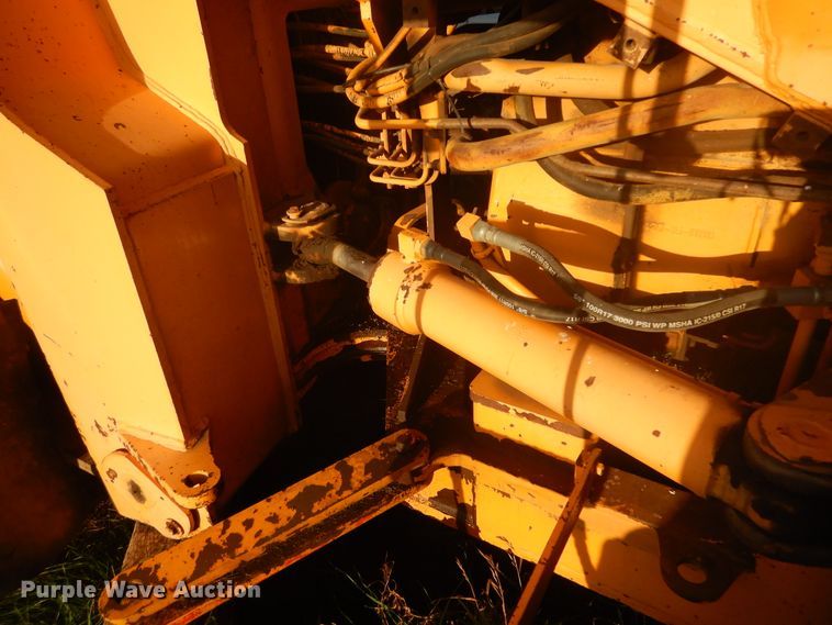 image for item DL6382 Komatsu WA500-1  wheel loader