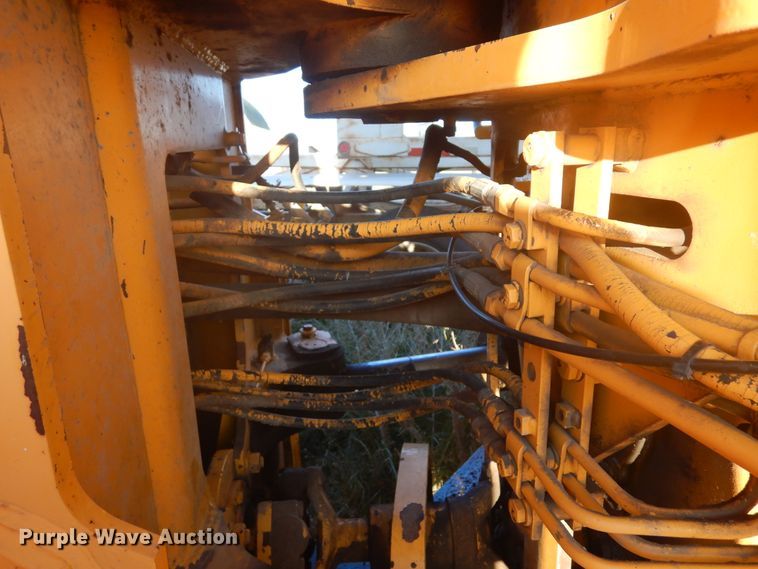 image for item DL6382 Komatsu WA500-1  wheel loader