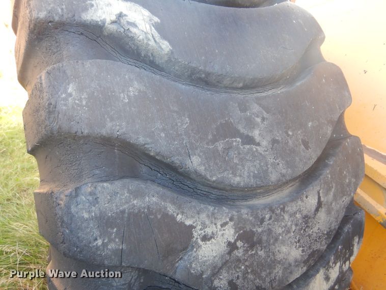 image for item DL6382 Komatsu WA500-1  wheel loader