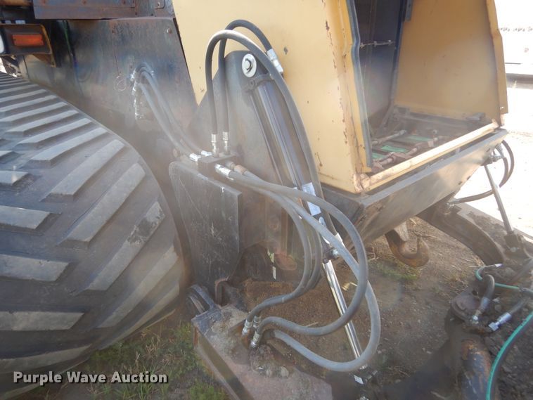 image for item DL6385 1995 Caterpillar Challenger DV87  tractor