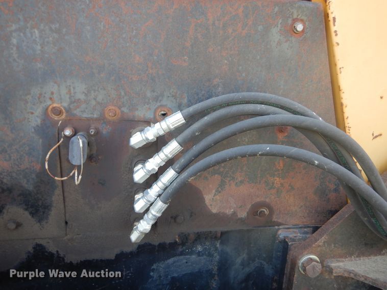 image for item DL6385 1995 Caterpillar Challenger DV87  tractor