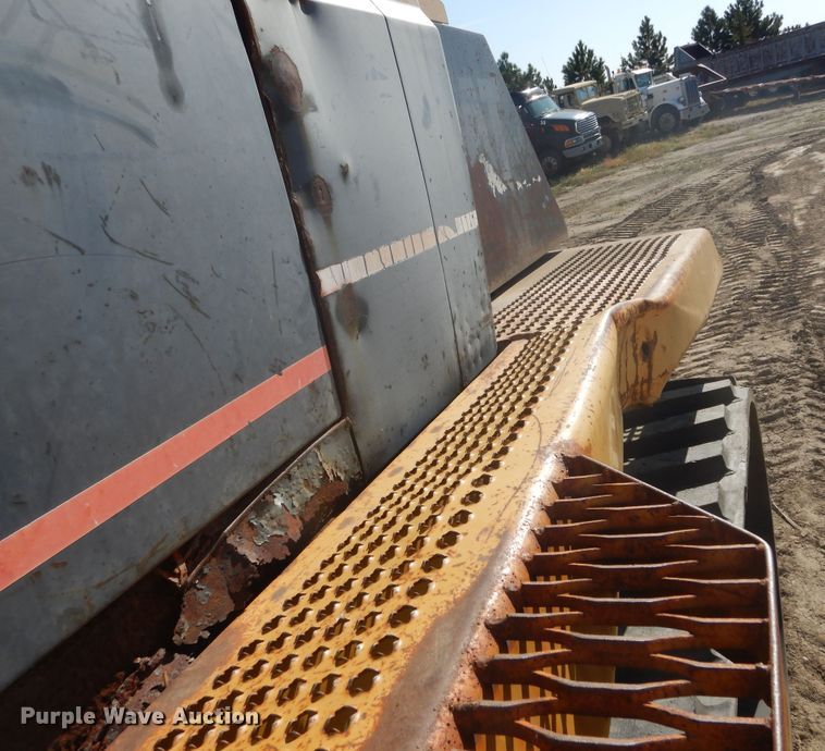 image for item DL6385 1995 Caterpillar Challenger DV87  tractor