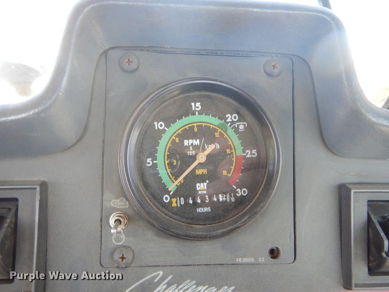 image for item DL6385 1995 Caterpillar Challenger DV87  tractor