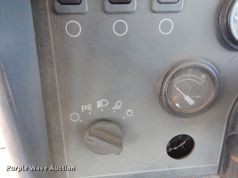 image for item DL6385 1995 Caterpillar Challenger DV87  tractor