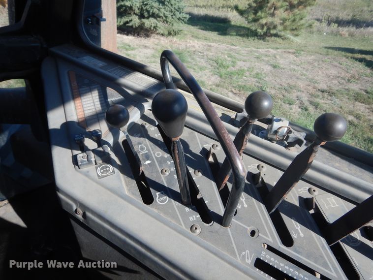 image for item DL6385 1995 Caterpillar Challenger DV87  tractor