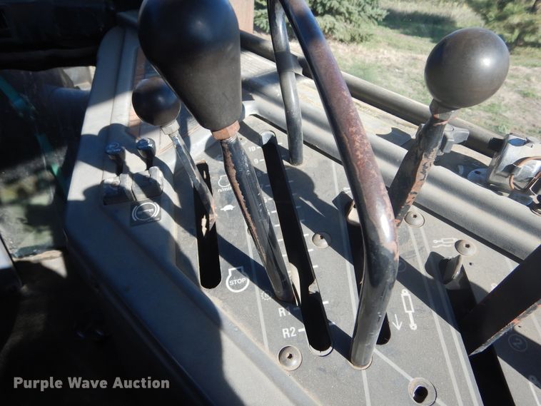 image for item DL6385 1995 Caterpillar Challenger DV87  tractor