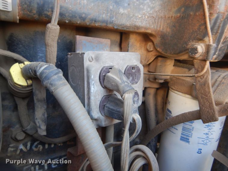 image for item DL6385 1995 Caterpillar Challenger DV87  tractor