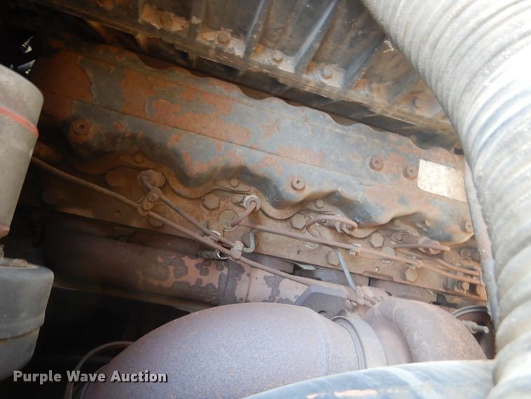 image for item DL6385 1995 Caterpillar Challenger DV87  tractor