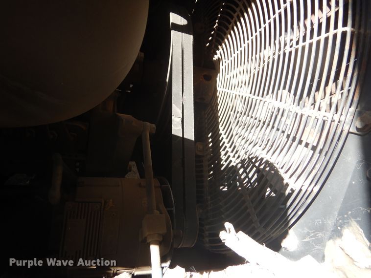 image for item DL6385 1995 Caterpillar Challenger DV87  tractor