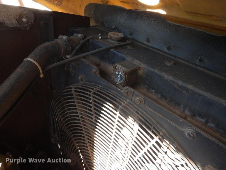 image for item DL6385 1995 Caterpillar Challenger DV87  tractor