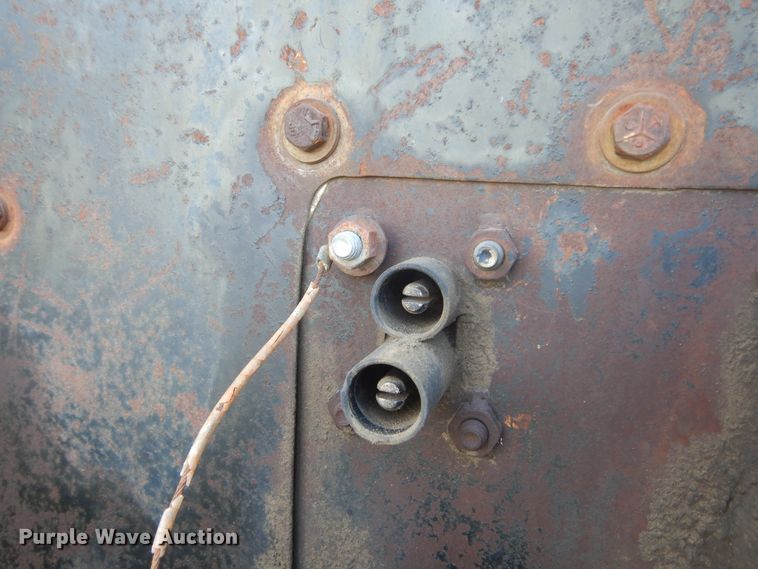 image for item DL6385 1995 Caterpillar Challenger DV87  tractor