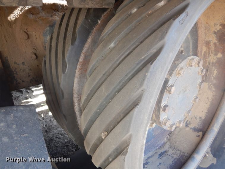 image for item DL6385 1995 Caterpillar Challenger DV87  tractor