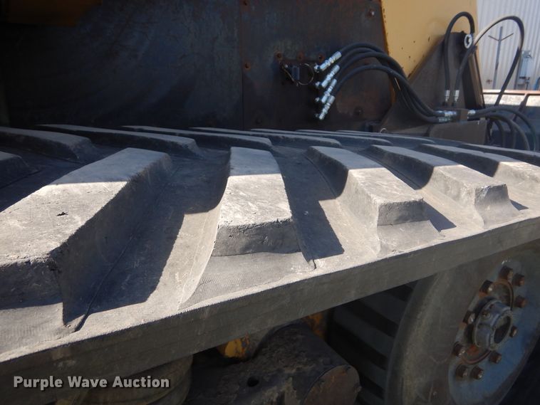 image for item DL6385 1995 Caterpillar Challenger DV87  tractor