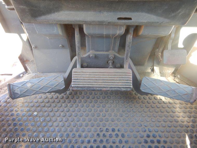 image for item DL6387 1996 Fiat FD255  dozer