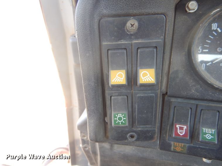 image for item DL6387 1996 Fiat FD255  dozer