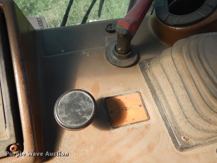 image for item DL6387 1996 Fiat FD255  dozer