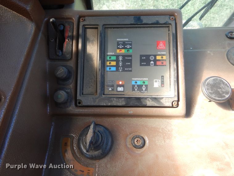 image for item DL6387 1996 Fiat FD255  dozer