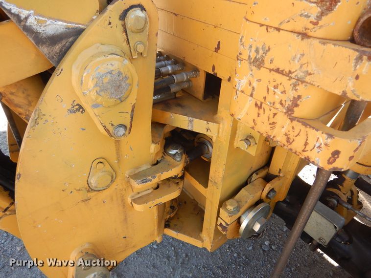 image for item DL6397 2008 Vermeer RTX1250  cable plow