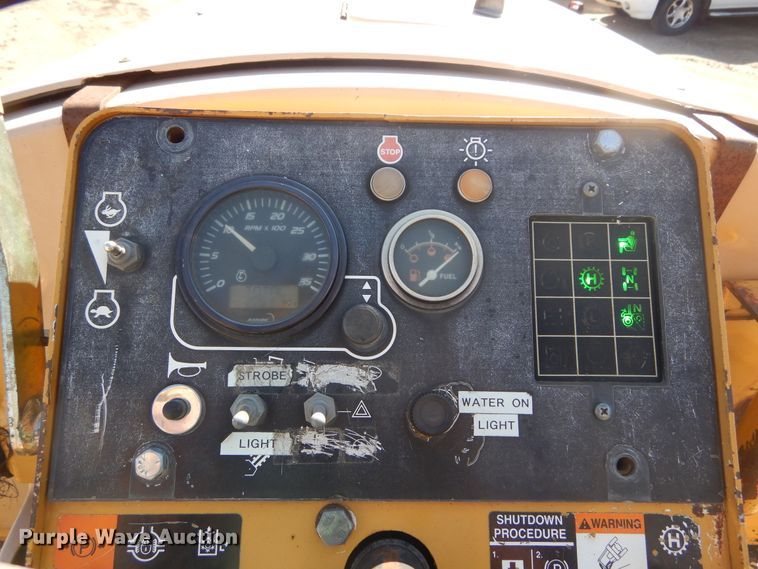 image for item DL6397 2008 Vermeer RTX1250  cable plow