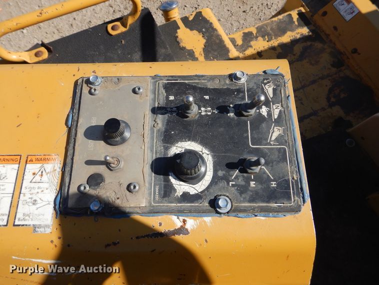 image for item DL6397 2008 Vermeer RTX1250  cable plow