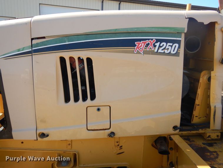 image for item DL6397 2008 Vermeer RTX1250  cable plow