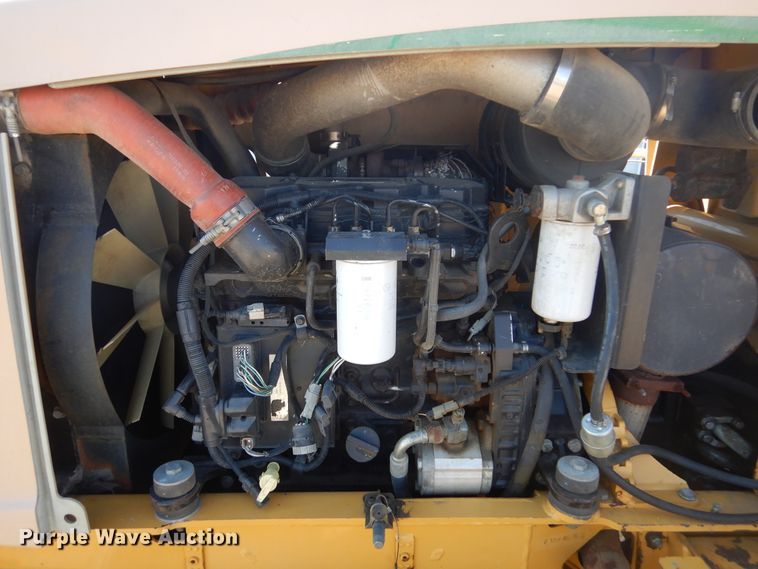 image for item DL6397 2008 Vermeer RTX1250  cable plow