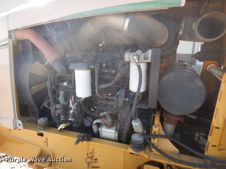 image for item DL6397 2008 Vermeer RTX1250  cable plow